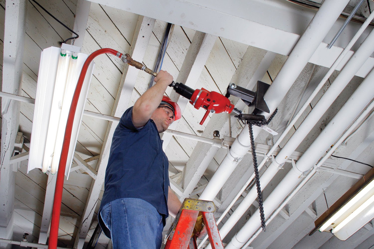 REED Saw - It Air Saw W/Safety Deadman Industrial Tool for Plumbing, Pipefitting, and Utility Work - Bayou Tool