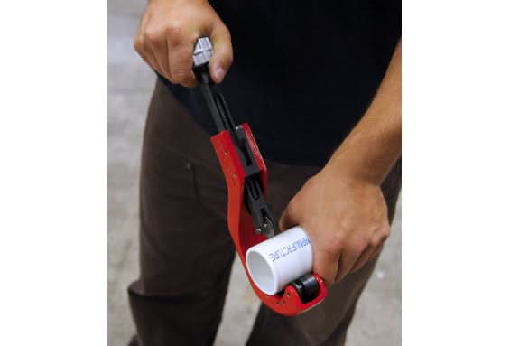 Reed TC1QPVC Quick Release Plastic Pipe Cutter – PVC, CPVC, PEX, PE – 1/8" to 1 - 5/16" with 1 - 2PVC Wheel - Bayou Tool